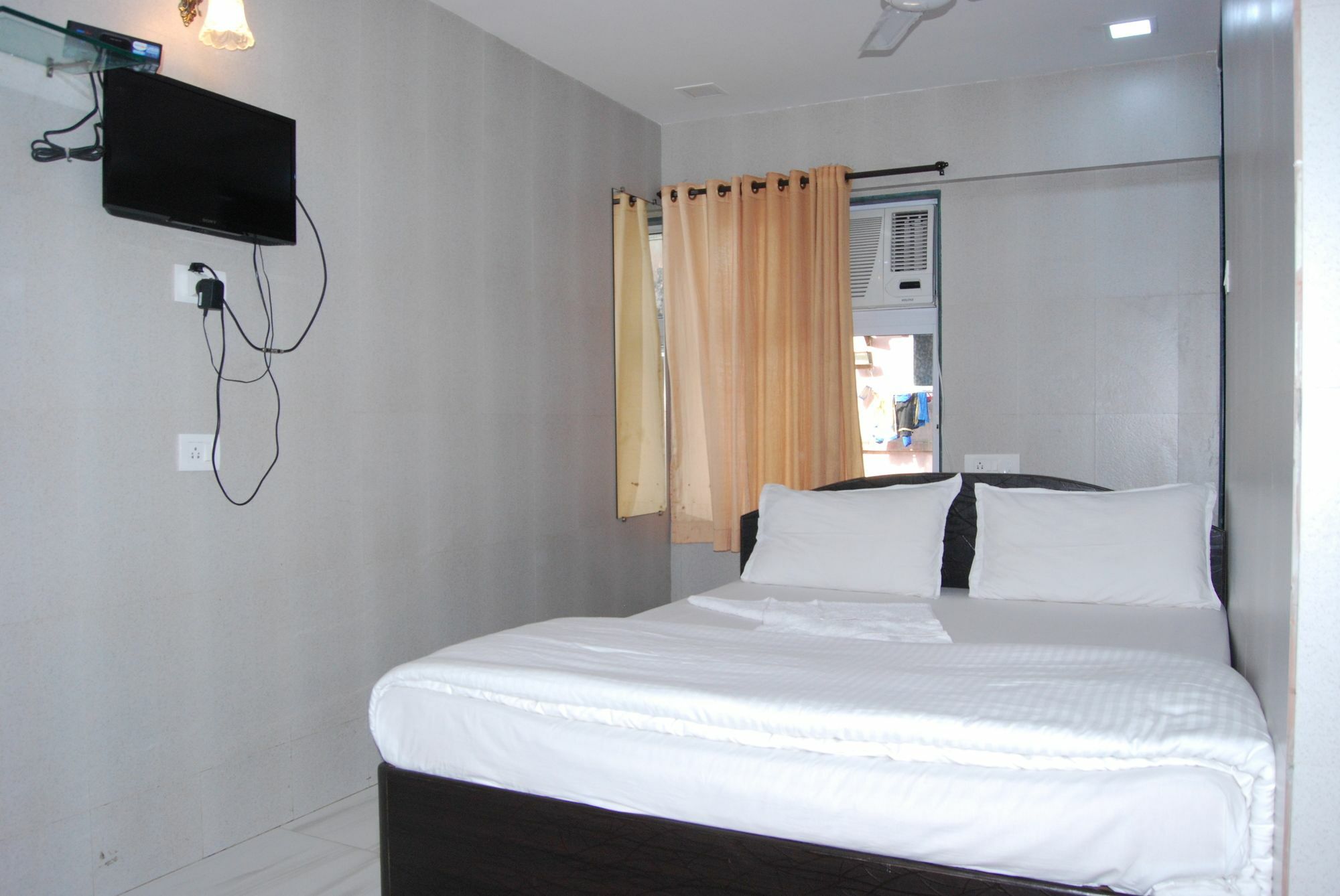 Hotel Holiday Inn Mumbai Ngoại thất bức ảnh